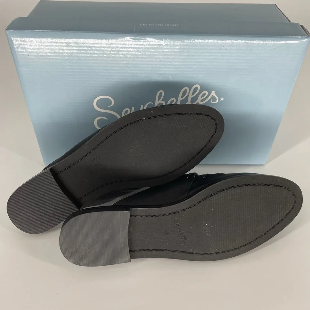 SEYCHELLES NWB Undivided Studded Black and Silver Mules Shoes Size 8 - Picture 5 of 7